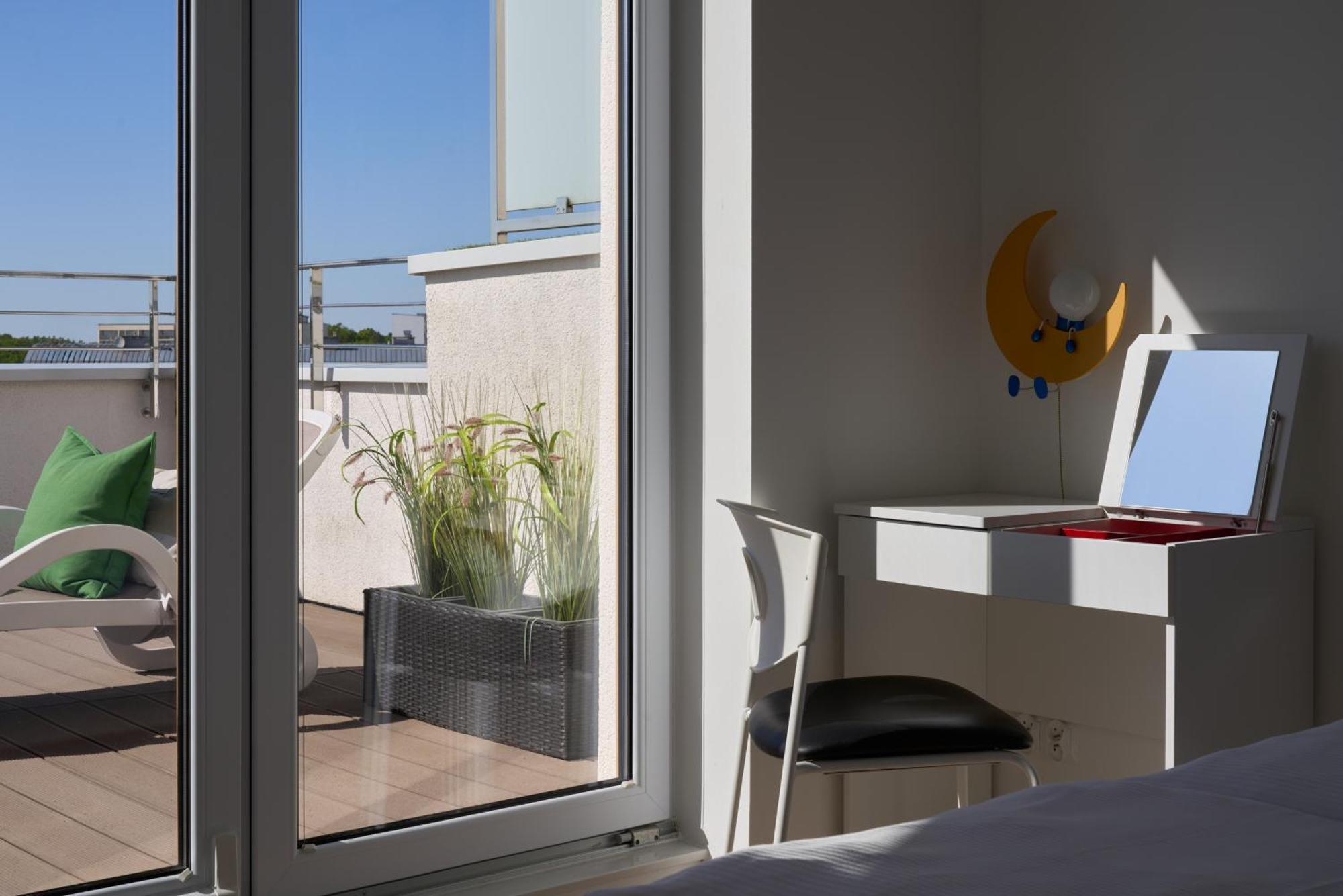 Apartament Z Tarasem Panorama Колобжег Экстерьер фото
